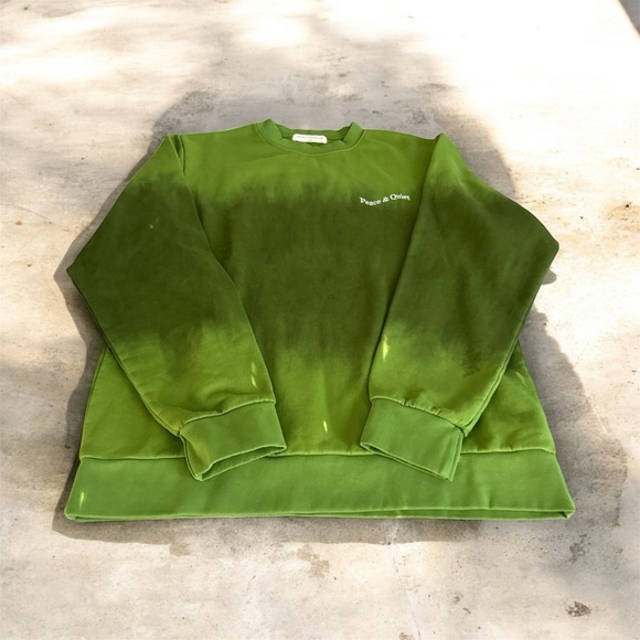 Museum of peace and quiet men’s tie-dye sweatshirt size L